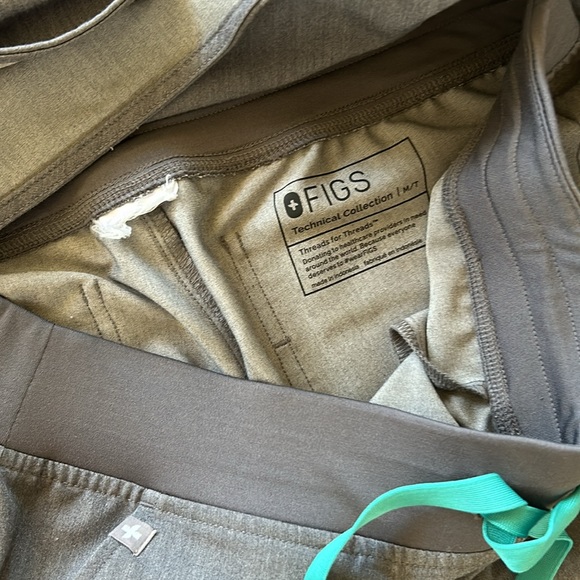 Grey Figs Set! Make a bundle - Picture 3 of 5